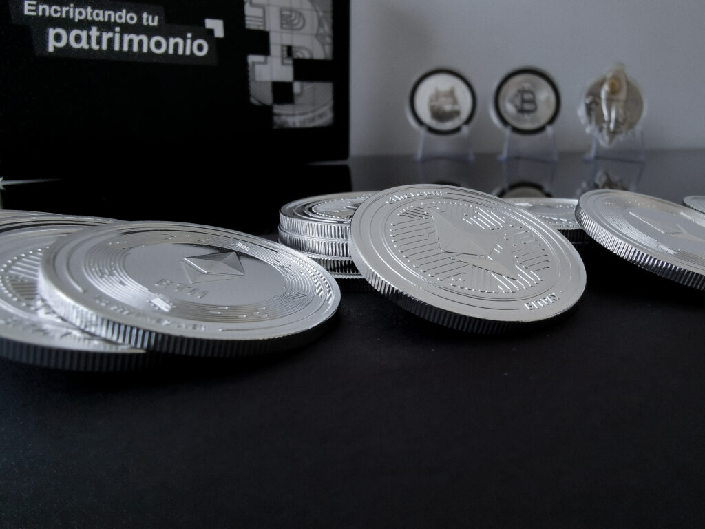 Monedas de plata con pureza de 999 de 1 onza troy para fines de inmversión.